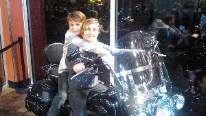 IMG_20140109_202259_755-MOTION